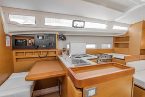Sun Odyssey 410 „SALTY“ – fotka 4