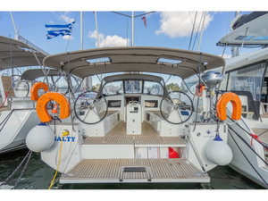Sun Odyssey 410 „SALTY“ – fotka 1