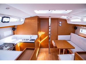 Sun Odyssey 440 „APOSTOLIS“ – fotka 2