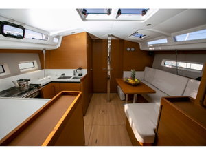 Sun Odyssey 440 „HOMESICK GEORGE“ – fotka 15