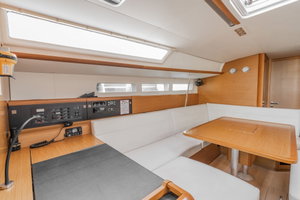 Sun Odyssey 519
