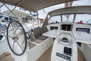 Sun Odyssey 410 „DELLA GRAZIA“ – fotka 4
