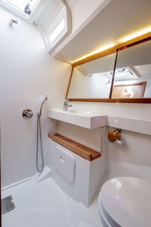 Sun Odyssey 440 „THOUSAND SUNNY“ – fotka 5