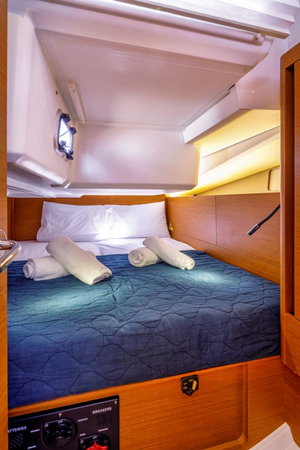 Sun Odyssey 440 „THOUSAND SUNNY“ – fotka 16