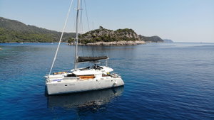 Lagoon 450 Flybridge „BELO“ – fotka 2