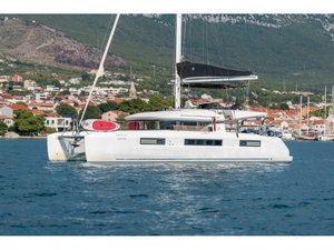Lagoon 50 „KATKA“ – fotka 1