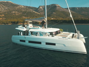 Dufour 48 Catamaran „SEAVEN“ – fotka 1