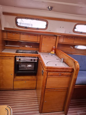Bavaria 33 Cruiser „CATHERINE“ – fotka 5