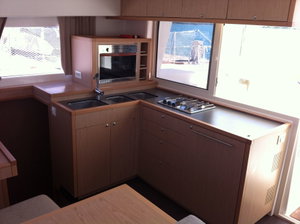Lagoon 400 S2 „Evelina“ – fotka 18
