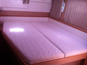 Lagoon 400 S2 „Evelina“ – fotka 24