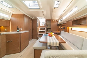 Oceanis 40.1 „Roza“ – fotka 6