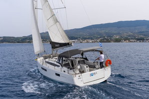 Sun Odyssey 410 „Geva X“ – fotka 3