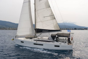 Sun Odyssey 410 „Geva X“ – fotka 5
