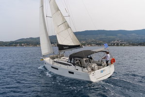 Sun Odyssey 410 „Geva X“ – fotka 17