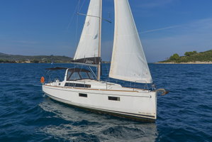 Oceanis 38.1 „Philyra“ – fotka 5