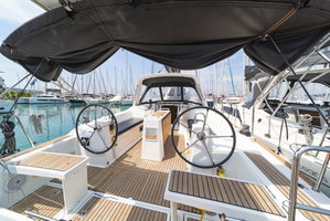 Oceanis 38.1 „Philyra“ – fotka 7