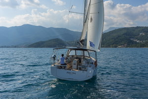Oceanis 38.1 „Philyra“ – fotka 2
