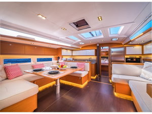Dufour 530 „Dimpa“ – fotka 2