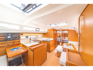 Sun Odyssey 440 „Lefkippi“ – fotka 3