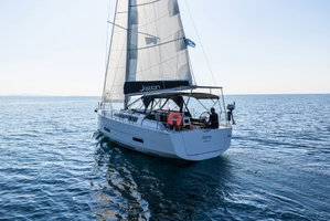 Dufour 390 „Agnes“ – fotka 9