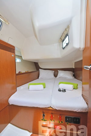 Oceanis 43 „Elena“ – fotka 8