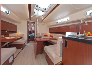Hanse 415 „Kuro Siwo“ – fotka 2