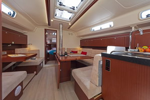 Hanse 415 „Kuro Siwo“ – fotka 3
