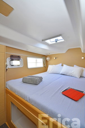 Lagoon 380 S2 „Erica“ – fotka 20