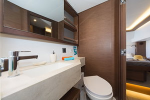 Lagoon 46 „Emmelia“ – fotka 7