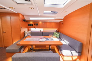 Dufour 470 „Edelweiss“ – fotka 12