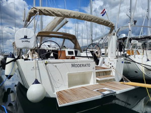 Dufour 430 GL „Moderato“ – fotka 2