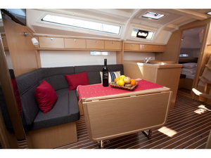 Bavaria Cruiser 37 „Matija“ – fotka 1