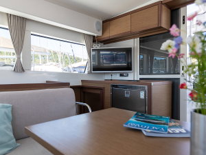 Lagoon 40 „MONARCH 2020 (air condition, generator)“ – fotka 24