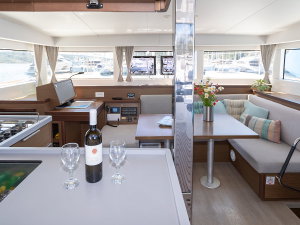 Lagoon 40 „MONARCH 2020 (air condition, generator)“ – fotka 28