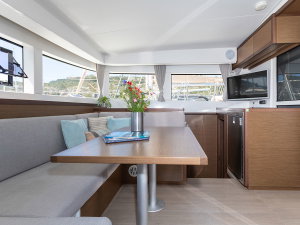 Lagoon 40 „MONARCH 2020 (air condition, generator)“ – fotka 20