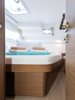 Lagoon 40 „MONARCH 2020 (air condition, generator)“ – fotka 16