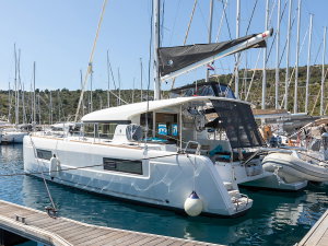 Lagoon 40 „BYE BYE 2020 (air condition, generator)“ – fotka 5