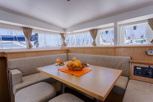 Lagoon 400 S2 „SUNSHINE“ – fotka 3
