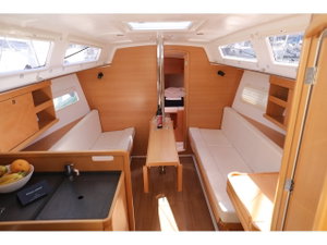 Sun Odyssey 319 „Spider Kiss“ – fotka 2