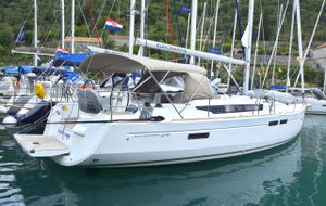 Sun Odyssey 479 „Black Kiss“ – fotka 2