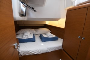 Sun Odyssey 419 „Euros“ – fotka 8