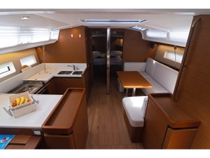 Sun Odyssey 440 „Sun Kiss“ – fotka 2