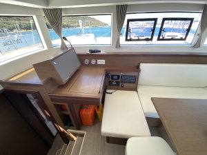 Lagoon 40 „Aquila (WM, Inverter)“ – fotka 16