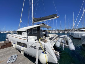 Lagoon 40 „Aquila (WM, Inverter)“ – fotka 1