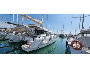 Lagoon 42 „Gamma Leonis“ – fotka 1