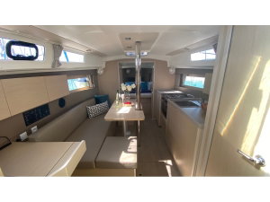 Oceanis 35.1 „Polis“ – fotka 6