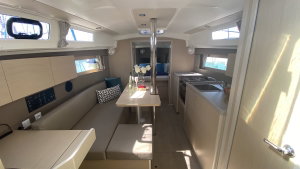 Oceanis 35.1 „Polis“ – fotka 10