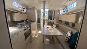Oceanis 35.1 „Polis“ – fotka 14