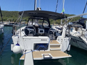 Dufour 390 GL „Musica“ – fotka 3