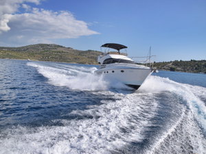 Fairline Phantom 40 „Julia“ – fotka 8